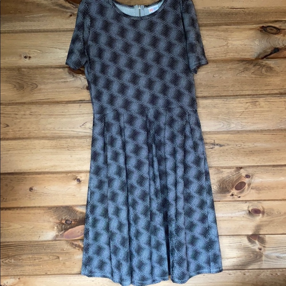Lularoe Amelia dress